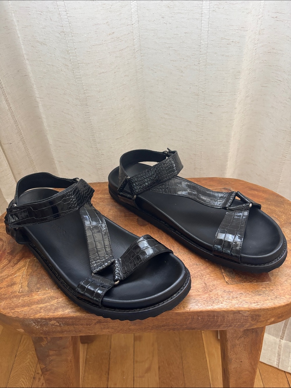 Freda Salvador Adair Black Croc-Embossed Strappy Sandals (size 10)